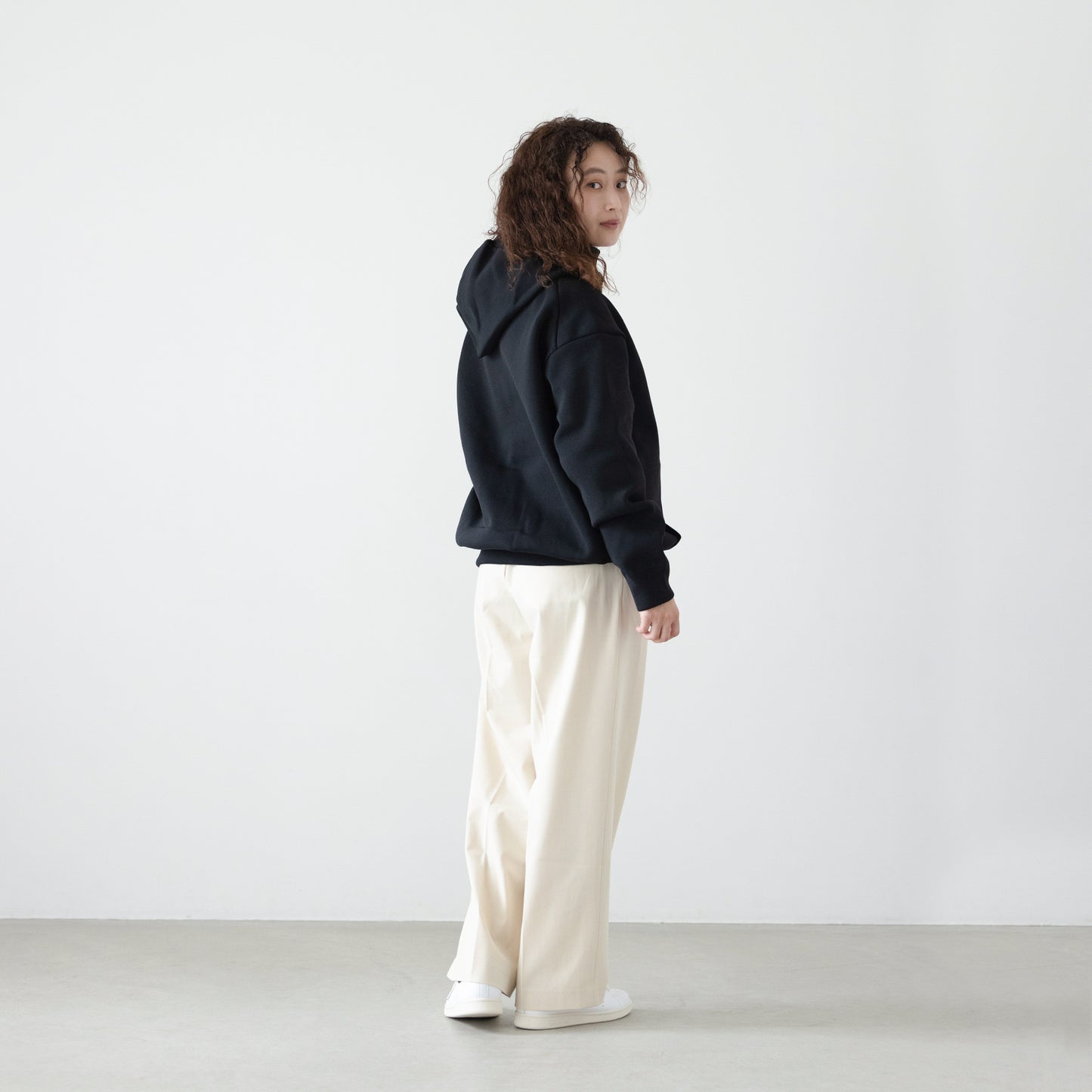 Black/モデル:159cm/着用サイズ:2