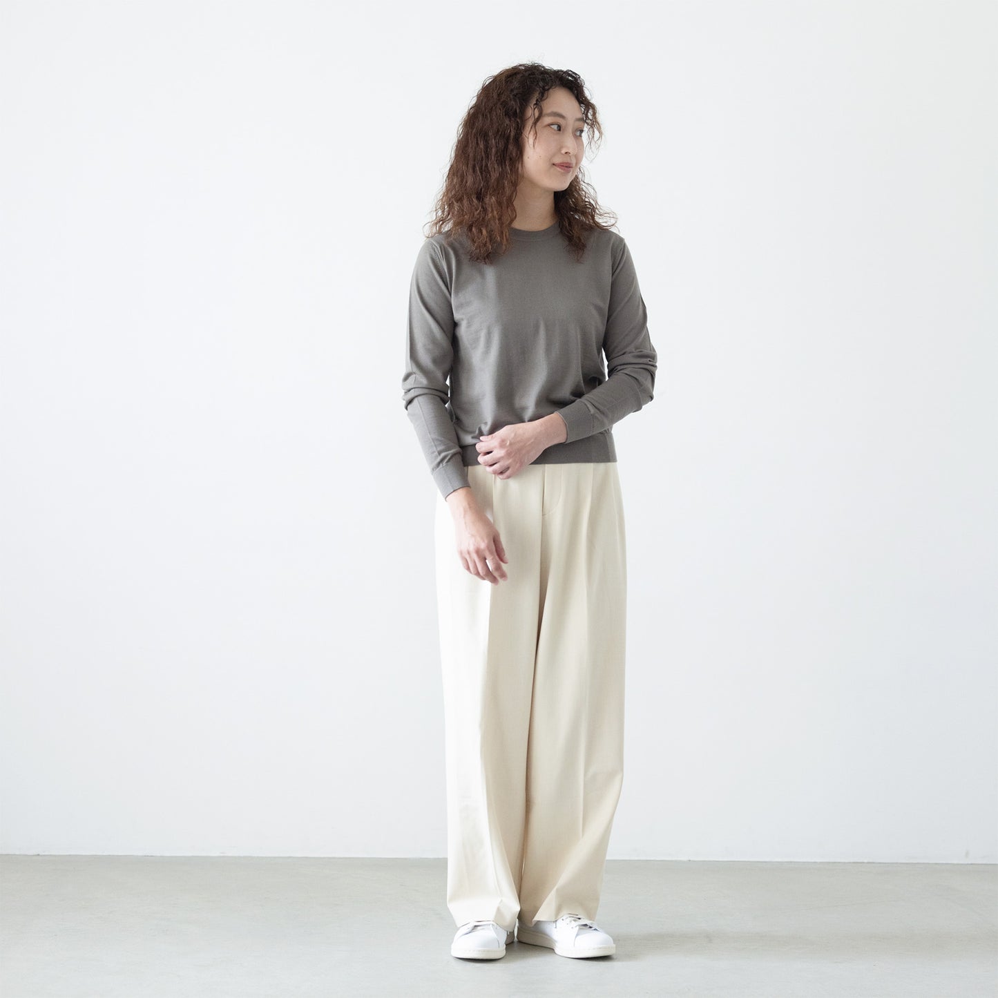Medium Gray/着用サイズ:1