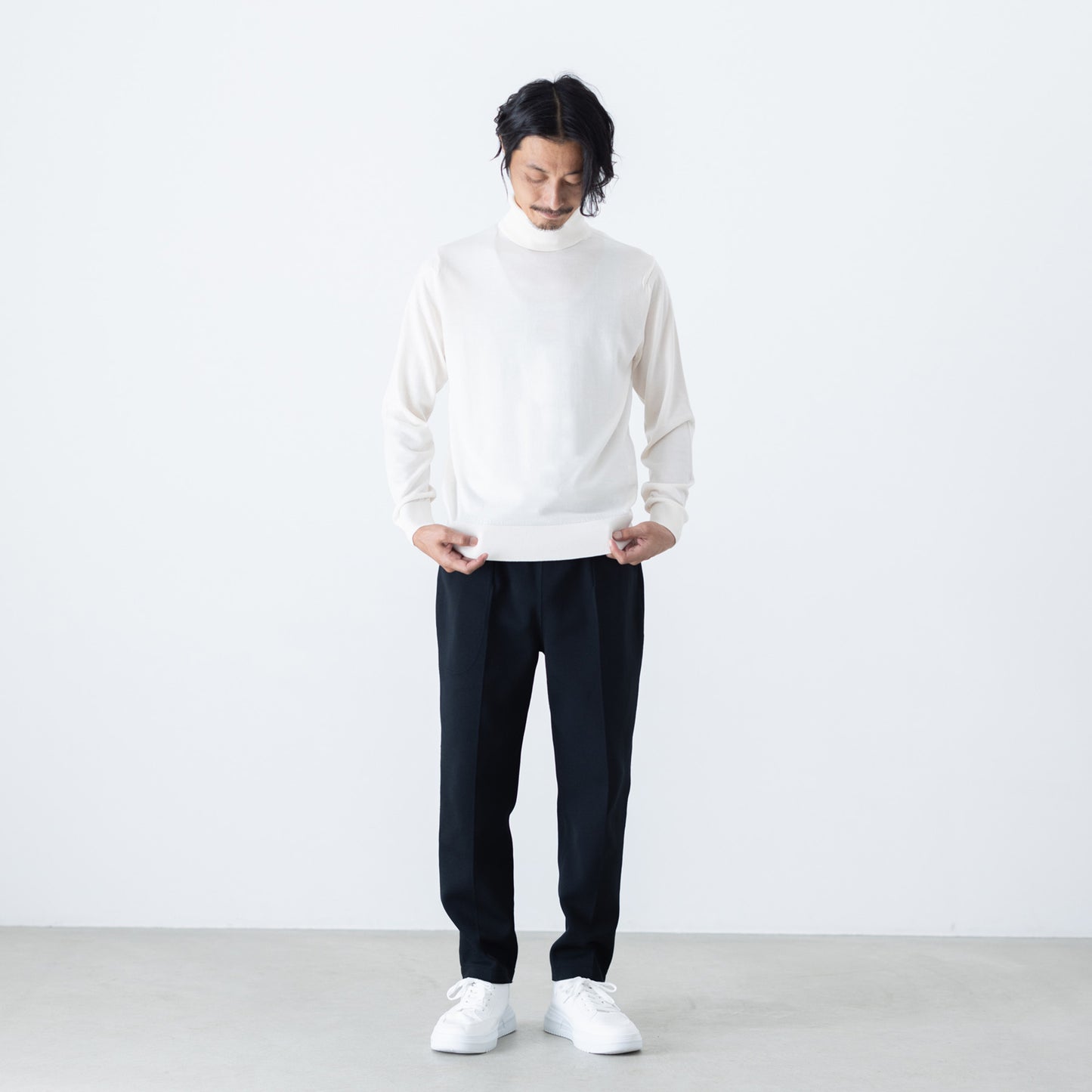 Off White/モデル:173cm/着用サイズ:2