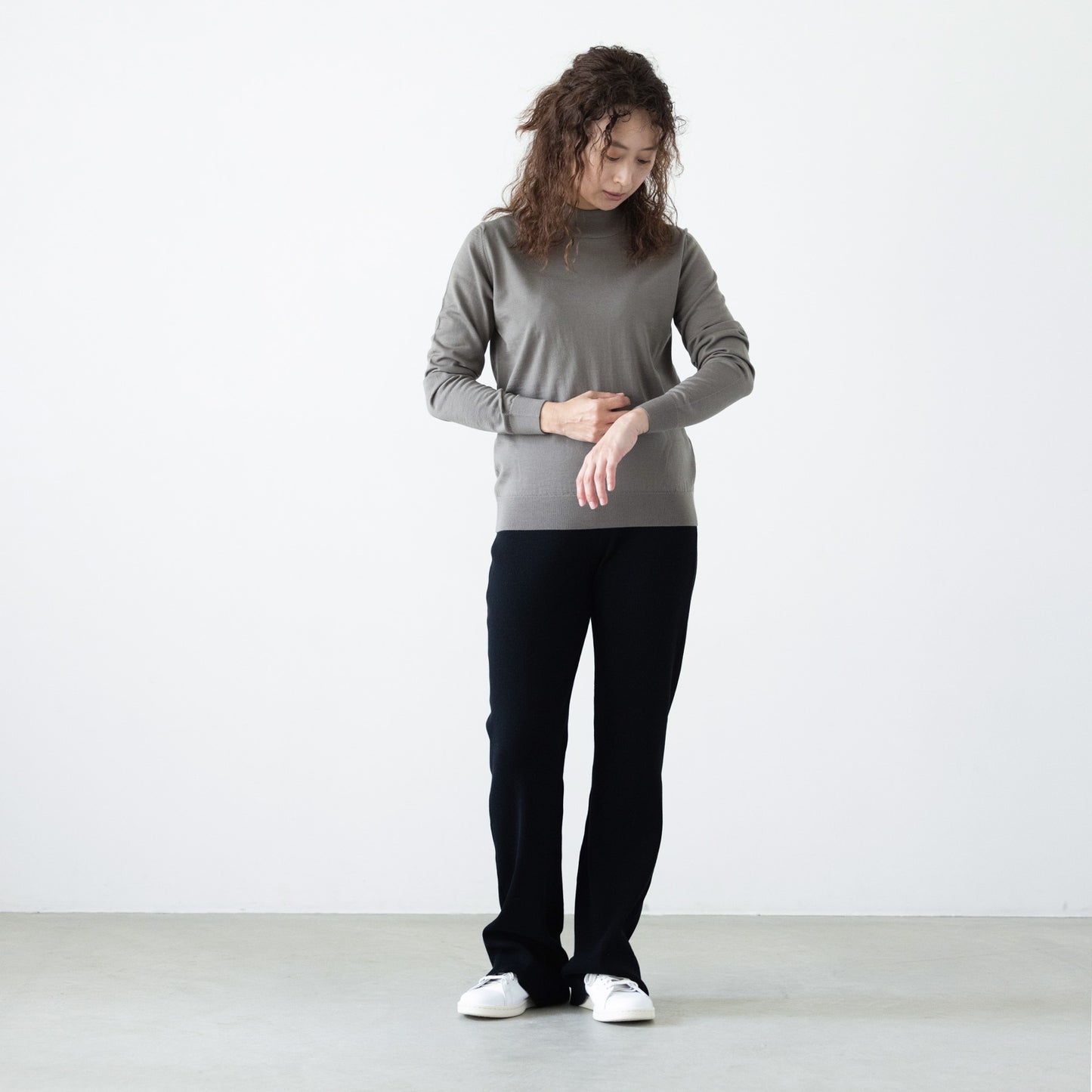 Medium Gray/着用サイズ:1