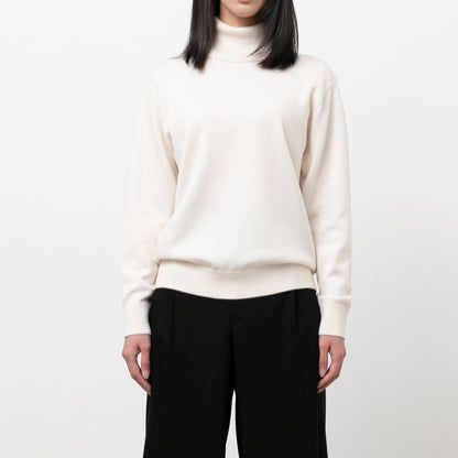 Off White/モデル:169cm/着用サイズ:2